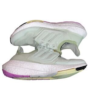 Adidas Ultra Boost 22 Linen Green White Running Shoes GX9162 Women's Size 6